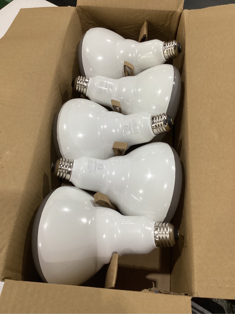 Condition photo showing New/Like New for energetic br40 led indoor flood light bulbs, dimmable, 5000k daylight, 110w equivalent, 1600lm, e26 base, recessed can light, high lumen, flicker free, ul listed, 10 pack
