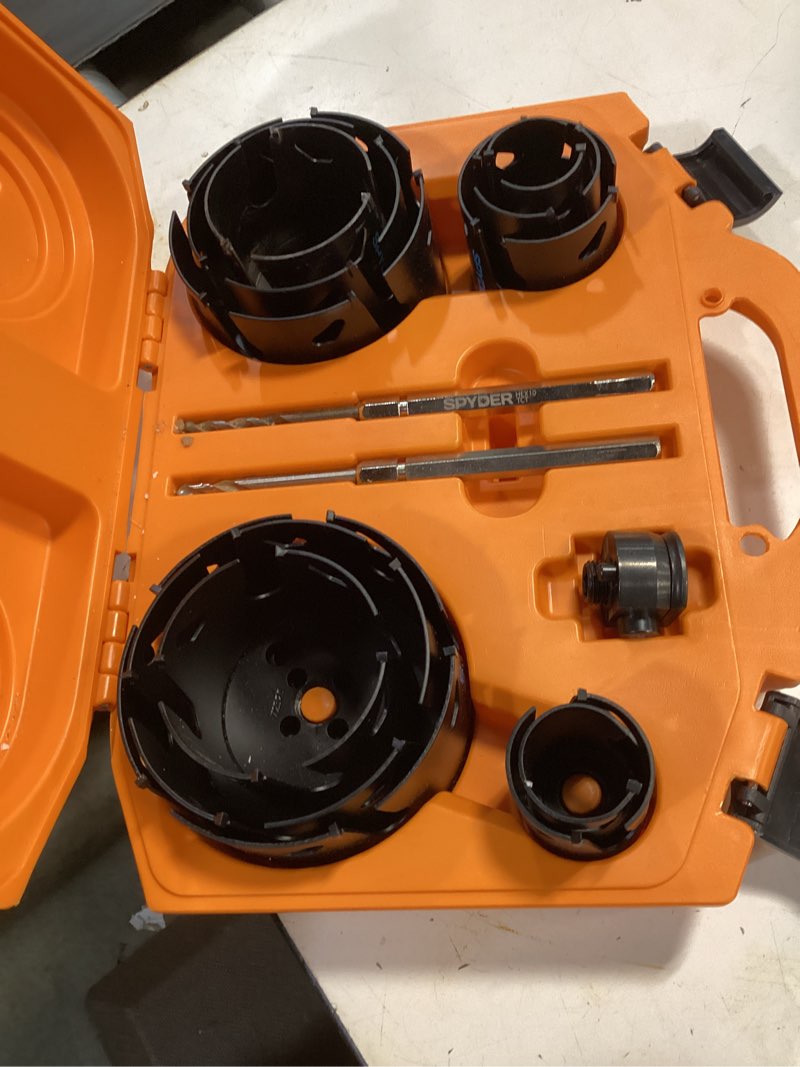 Condition photo showing Good Condition for spyder 14-piece carbide tipped deep cut hole saw kit