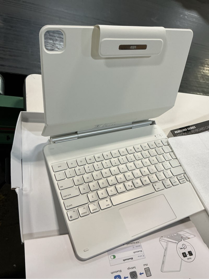 Condition photo showing Good Condition for esr for ipad air 13 inch case keyboard m4/m3/m2 (2026/2025/2024) & ipad pro 12.9 inch (6th/5th/5th/3rd) magic keyboard, easy-set floating cantilever stand, precision multi-touch trackpad, white white ipad air 13"/pro 12.9"(6th/5th/5th/3rd)