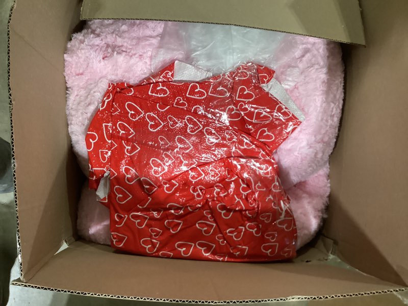 Condition photo showing Good Condition for MaoGoLan Giant Teddy Bear 6 Feet- I Love You Red Heart Big Pink Teddy Bear Stuffed Animal - Huge Valentines Teddy Bear for Girlfriend,Boyfriend,Wife,Lover - Anniversary, Birthday 6 Feet Pink