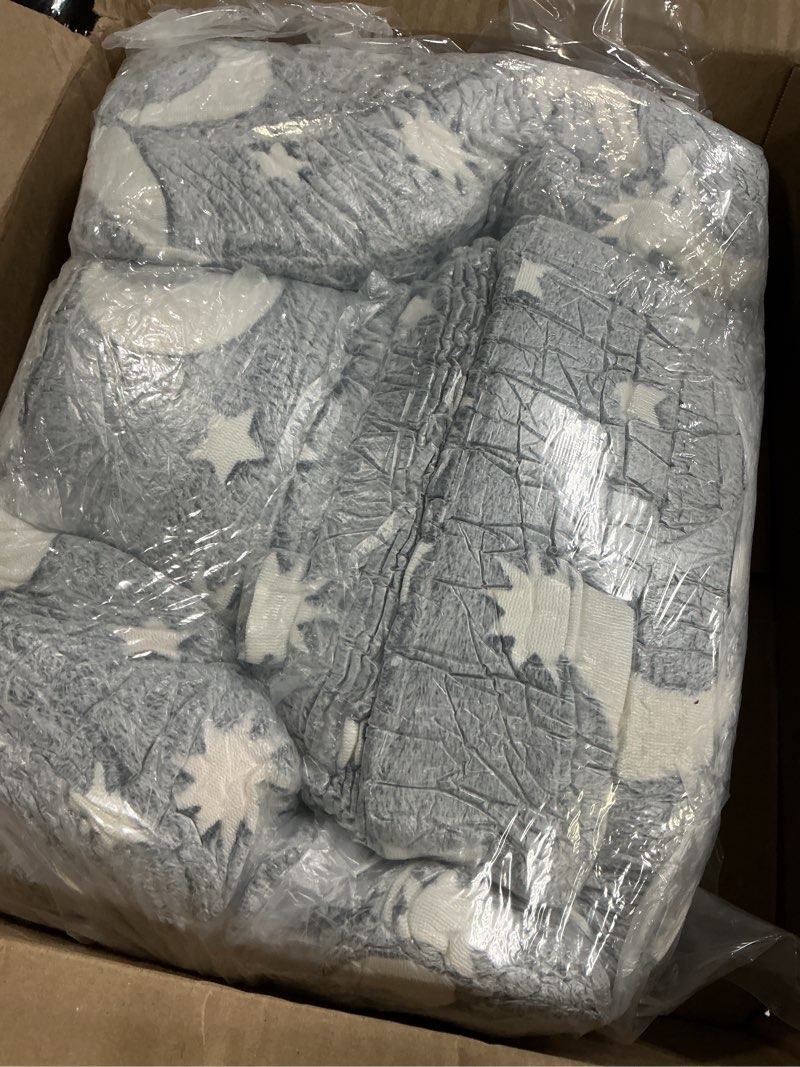 Condition photo showing Good Condition for kids folding sofa