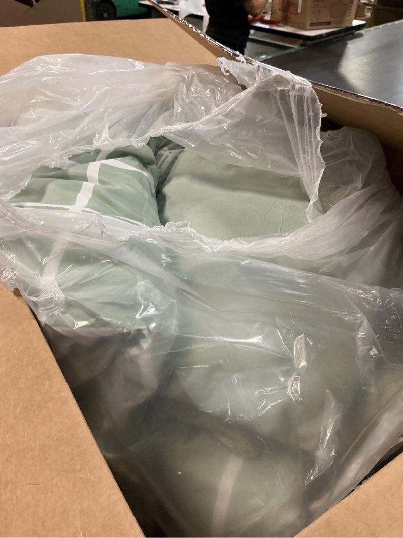 Condition photo showing Good Condition for cozylux king size comforter set sage green - 7 pieces plaid bed in a bag set, soft bed set king bedding sets with all season quilted comforter, flat sheet, fitted sheet, pillowcases & pillow shams sage green king