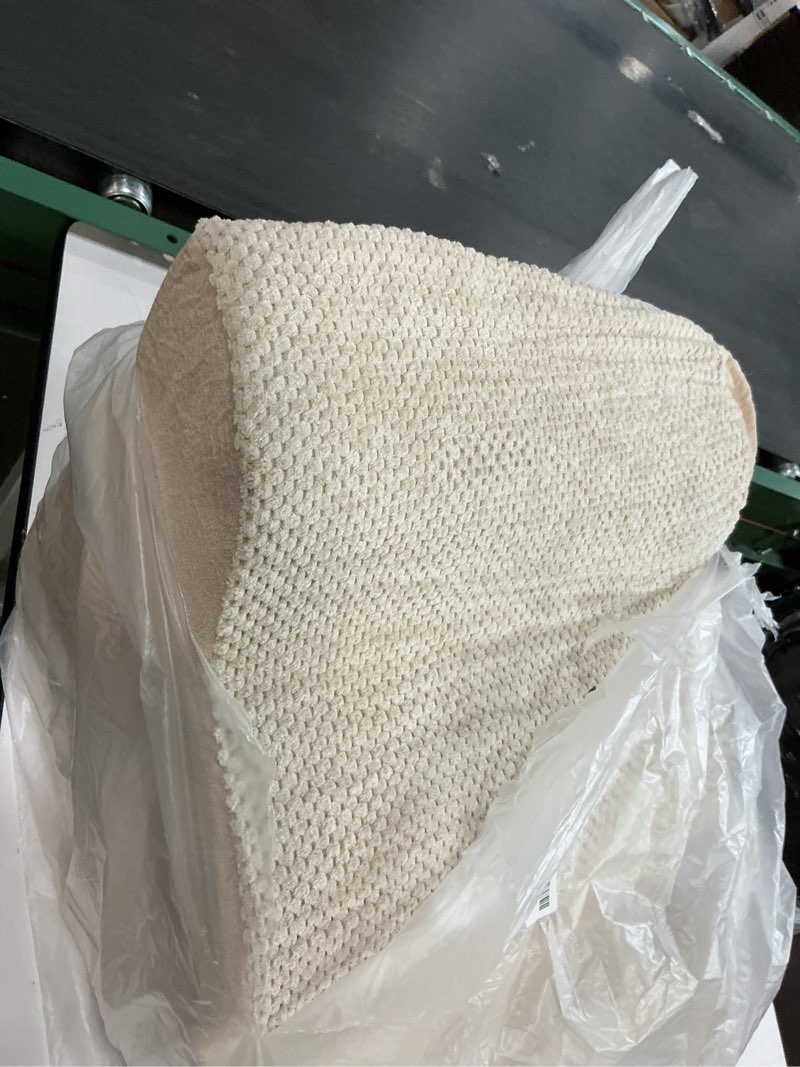 Condition photo showing Good Condition for Dog Stairs for Small Dogs,3 Step Dog Ramp for Couch and Bed,Pet Stairs with Non-Slip Bottom for Old Cats,Indoor Pet Steps,Comfort,Durable,15.4" H Beige 3 21.6"D x 15.4"W x 15.4"H