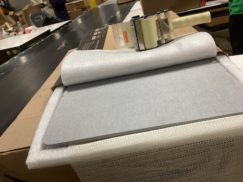 Condition photo showing Good Condition for Stone Bath Mat, Dries Quickly, Non-Slip Diatomaceous Earth Stone Bath Mats for Bathroom, Super Absorbent Stone Shower Mat, Easy to Clean, 23.5" x 15.5" Light Gray