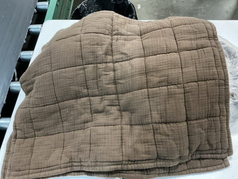 Condition photo showing Good Condition for organic cotton gauze box quilt sham set queen, chocolate