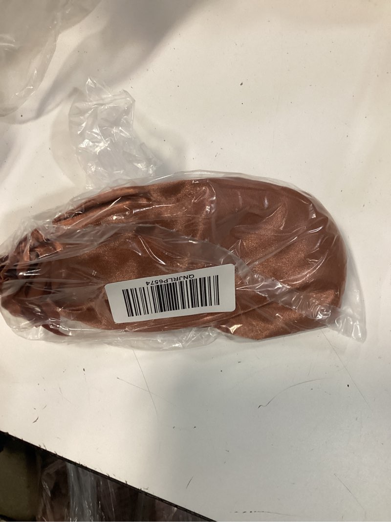 Condition photo showing New/Like New for mulberry silk beauty sleep mask, one size, sedona
