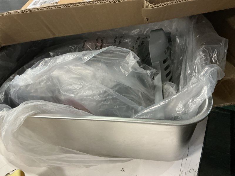 Condition photo showing Good Condition for Stainless Steel Litter Box with Lid,Front Entry Top Exit Kitty LitterBox,Extra Large Enclosed Metal Cat Box with Litter Scoop & Litter Mat-Black