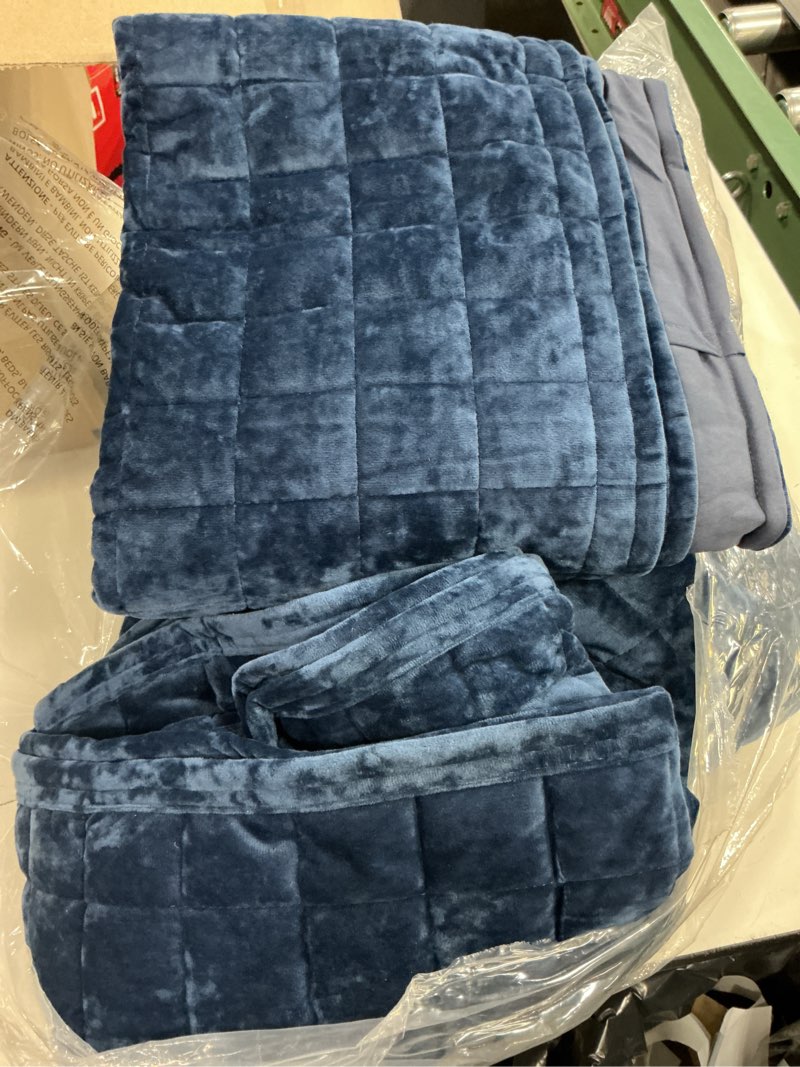 Condition photo showing Good Condition for recyco luxury velvet quilt set king size, lightweight velvet comforter set, oversized bedspread coverlet quilted bedding set, with 2 matching pillow shams, for all season, navy blue king/cal king (108" x 92") navy blue