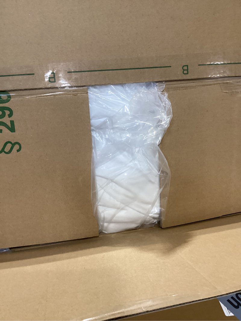 Condition photo showing New/Like New for L LOVSOUL Down Alternative Queen Comforter Duvet Insert,All Season Duvet Insert with Corner Tabs,White Comforter Queen Size 90x90Inches Queen White