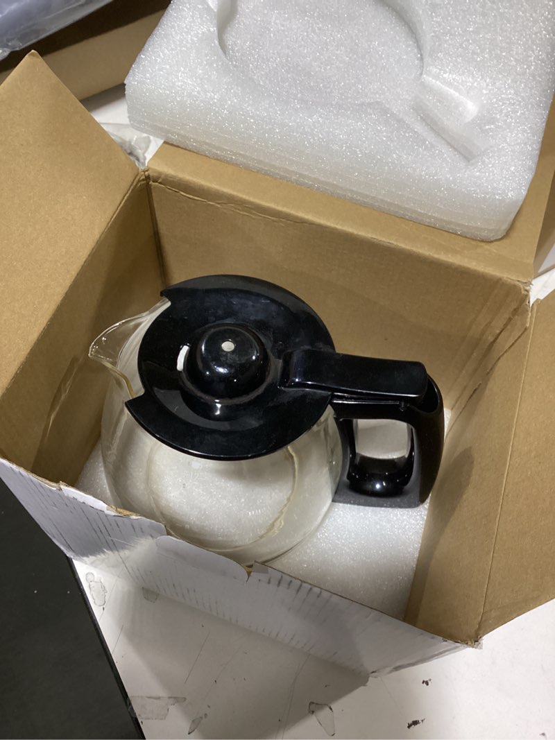Condition photo showing Good Condition for 12 cup coffee maker carafe replacement pot compatible with hamilton beach flexbrew models: 49902, 49915, 49905c, cm4309, 49317, 49467, 49611, 49904, 49934, 46230, 46290, 46293, part number: 990136800