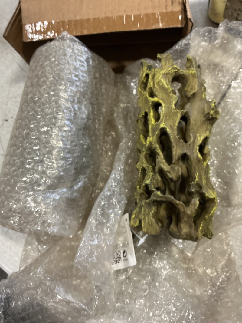 Condition photo showing New/Like New for Exo terra cholla cactus skeleton medium pt2988 2 units