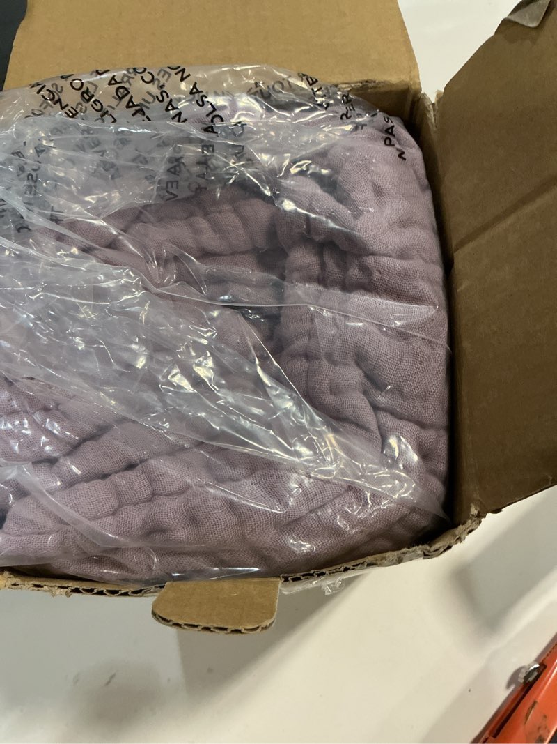 Condition photo showing New/Like New for 100% cotton muslin blanket large 50" x 70", 6 layers breathable and lightweight cotton throw blanket for bed and couch, soft quilt bedspread, gauze blanket for adults all season, lavender 04 - lavender large throw(50" x 70")