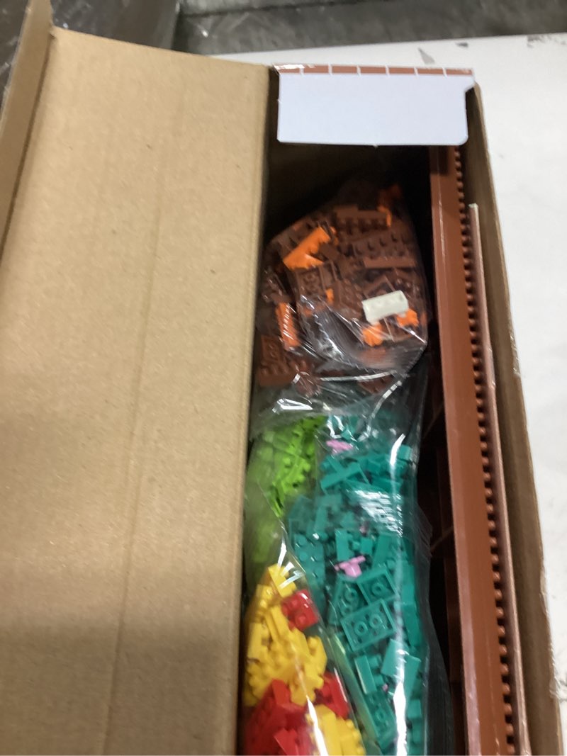 Condition photo showing Good Condition for Chameleon Animal 3D Wall Art Micro Mini Building Blocks Set for Adults, Unique Home Wall Decor or Table Display, No Compatible with Lego, Ideal Birthday Christmas Toy Gift for Teens (2688 PCS)