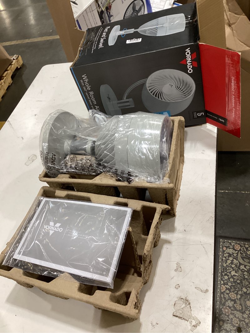 Condition photo showing Good Condition for vornado pivot 3s portable fan