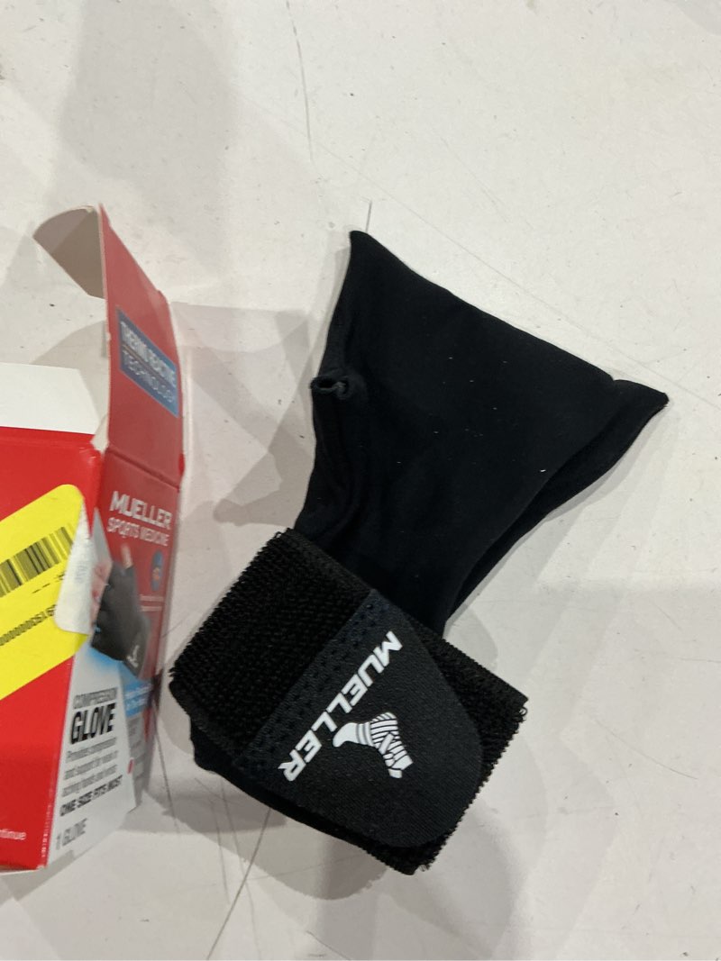 Condition photo showing As Is for mueller reversible compression glove, black, unisex, one size fits most