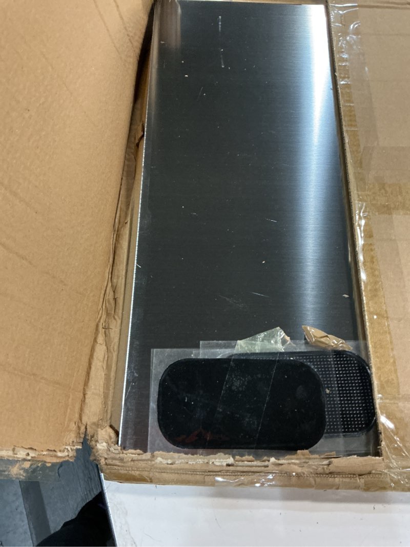 Condition photo showing Good Condition for 304 stainless steel cutting board with 2 pack non-slip mats, yoposeo heavy duty baking cutting chopping boards for kitchen, meat, fruits, vegetables, bread and baking (15.7" x 11.8"/ 40 x 30cm) 15.7"l x 11.8"w