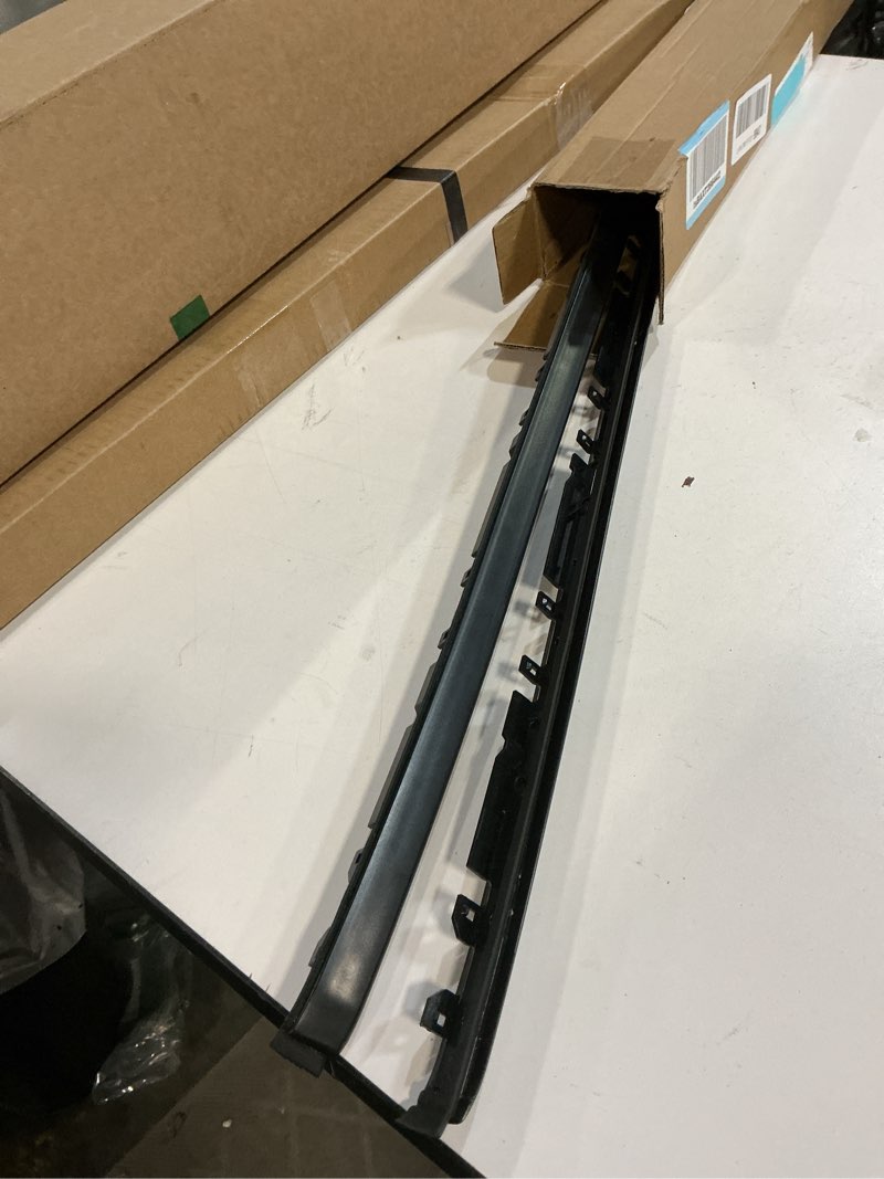 Condition photo showing Good Condition for Driver and Passenger Side Windshield Moulding Kit Compatible with 2006-2013 Lexus IS250 IS350 is-F Replace OE 75551-53020 75552-53020 75545-53011