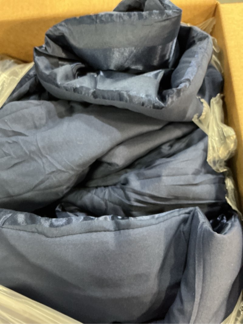Condition photo showing Good Condition for Whale Flotilla 3-Piece Reversible Silky Soft King Size Comforter Set, Luxury Stripe Satin Oversized Comforter Bedding Set with 2 Satin Pillowcases, Lightweight Duvet for All Seasons, Navy Stripe Navy King(90"X102")