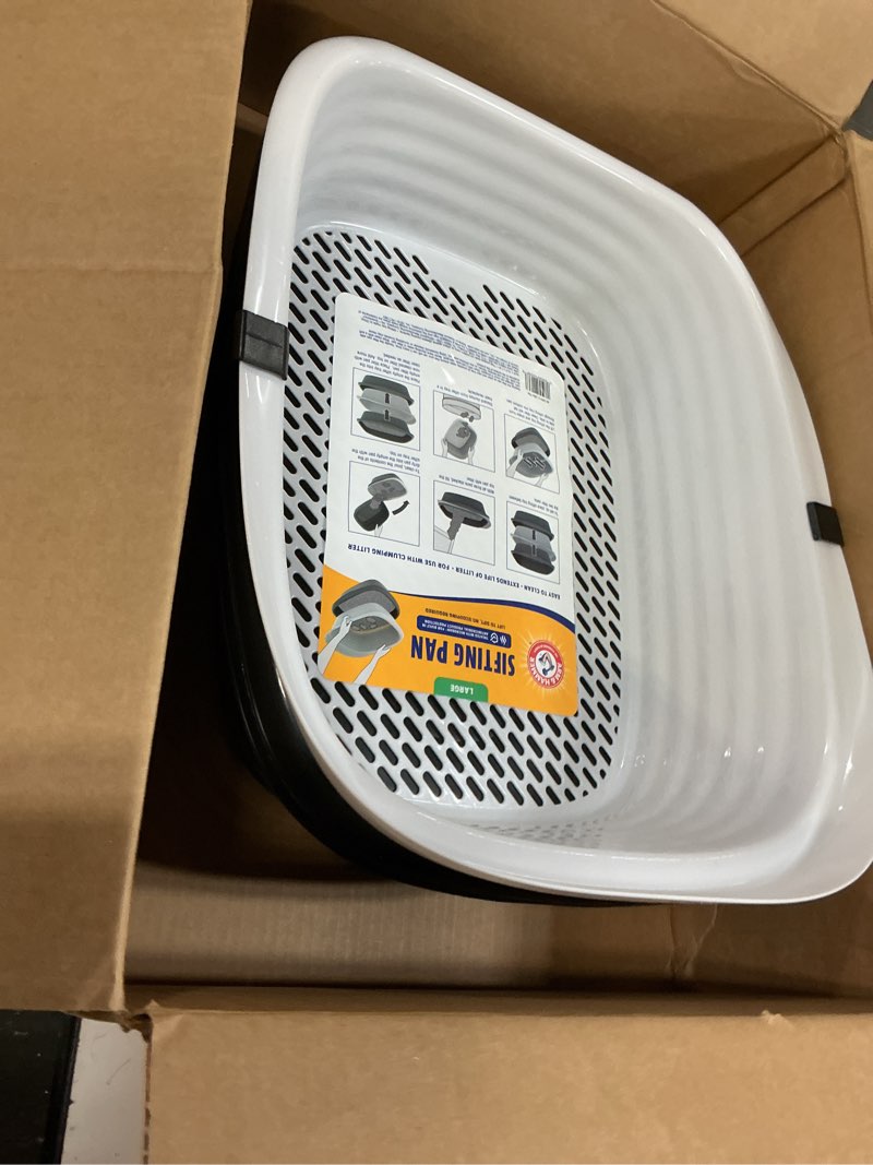 Condition photo showing New/Like New for arm & hammer large sifting litter box scoop free cat litter tray with microban, made in usa