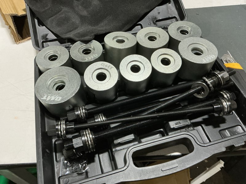 Condition photo showing As Is for orion motor tech bushing press kit, 27pc pull and press sleeve kit for most lcv hgv engine cars vehicles, universal seal bearing bushing removal installation tool kit 5 pulling spindles with nuts case blue