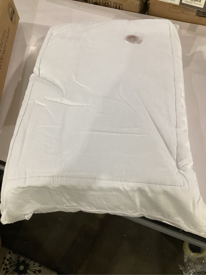 Condition photo showing Good Condition for mediflow water pillow - elite collection, fiber pillow. orthopedic pillow for neck pain relief, adjustable water pillow for sleeping. (single pillow), white