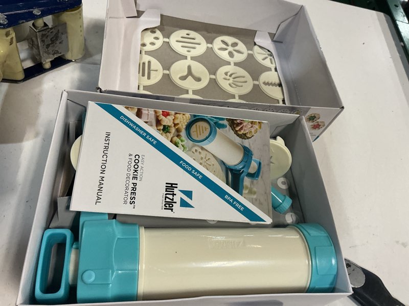 Condition photo showing Good Condition for hutzler 23pc easy action cookie press and food decorator set - for simple decorating of appetizers and desserts