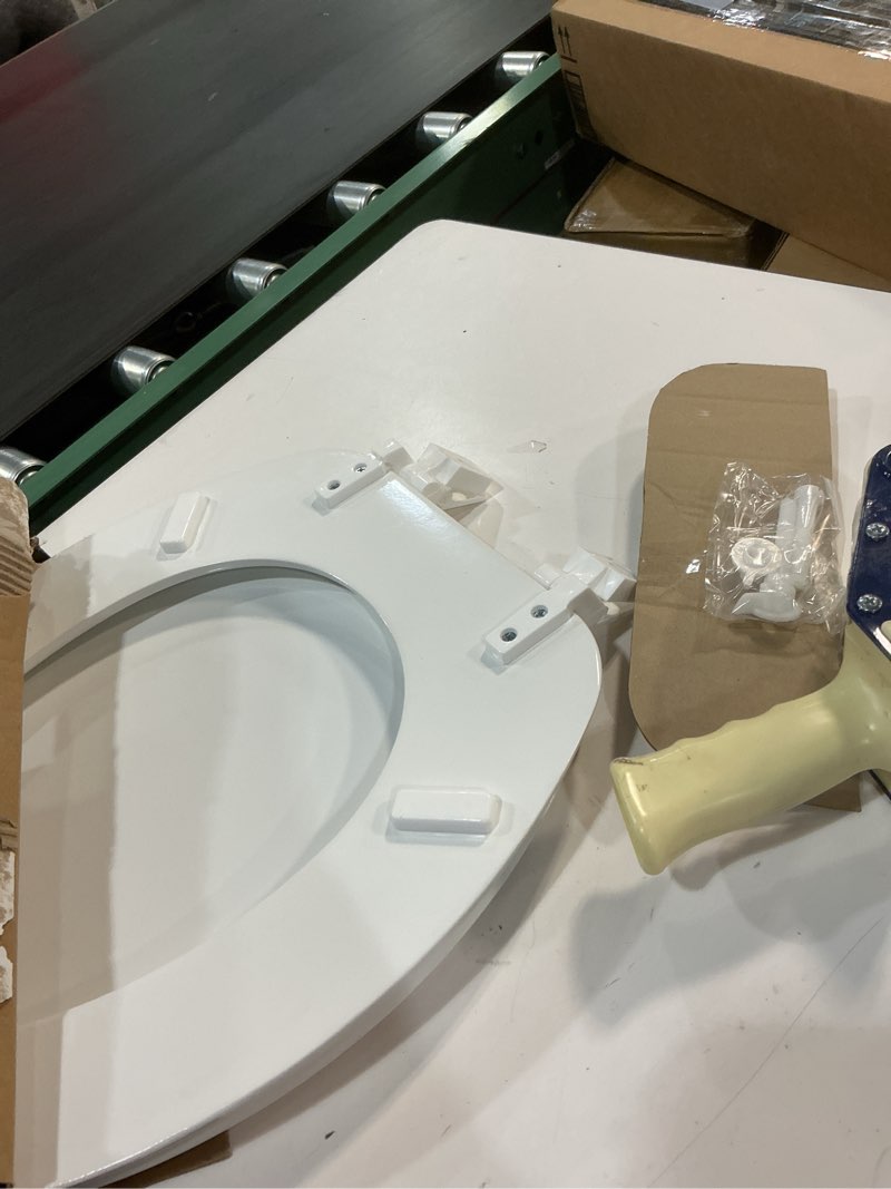 Condition photo showing Good Condition for Project Source Wood White Elongated Toilet Seat 1694157