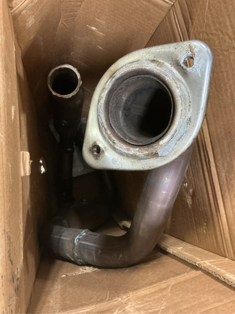 Condition photo showing As Is for catalytic converter compatible with 2011-2016 ford f-250 super duty f-350 super duty 6.2l, 2pcs(epa compliant) 11-16 f250 f350 super duty 6.2l