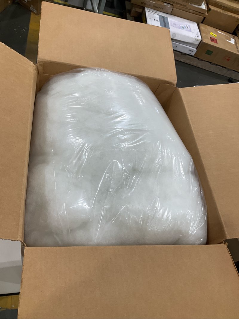 Condition photo showing Good Condition for fairfield the original poly-fil, premium polyester fiber fill, soft pillow stuffing, stuffing for stuffed animals, toys, cloud decorations, and more, machine-washable poly-fil fiber fill, 5 lbs. box 5 lb white