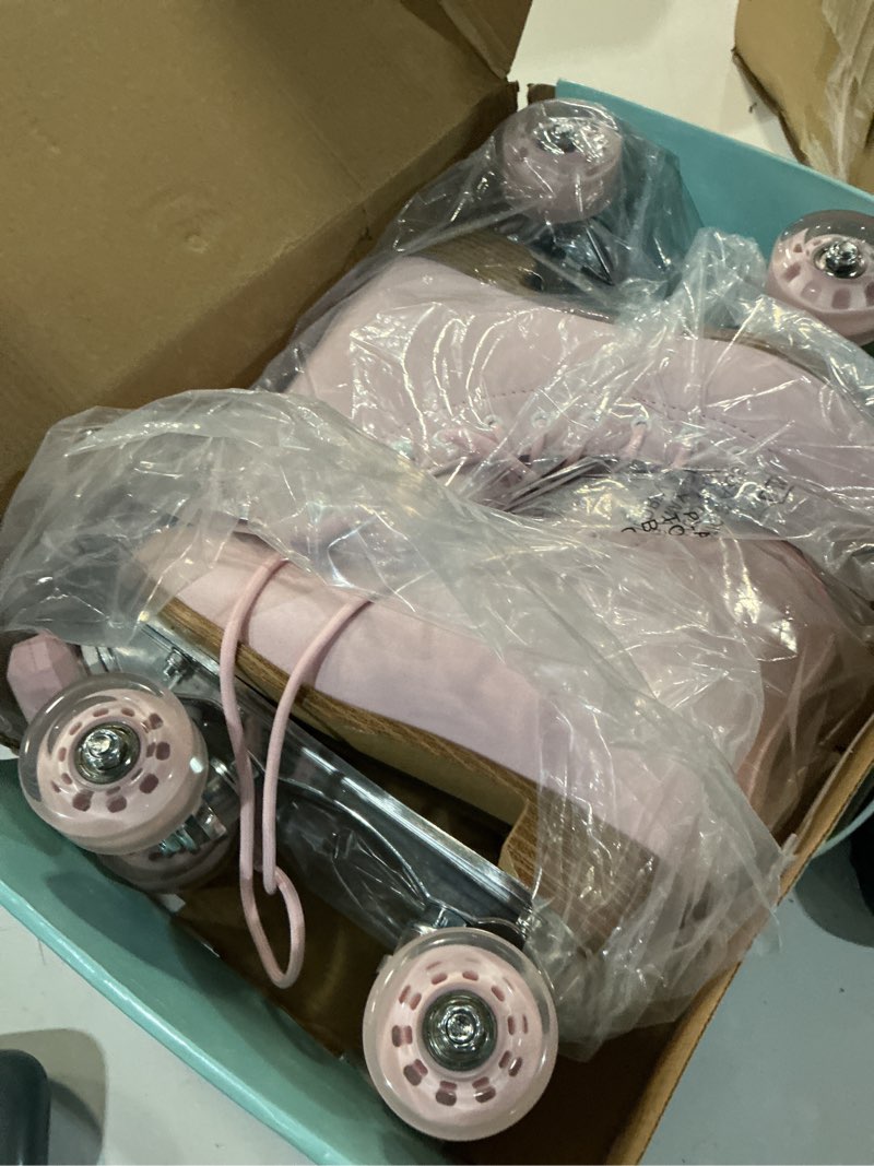 Condition photo showing Good Condition for roller skates for women or men with height adjustable rubber stoppers retro suede quad roller skates for outdoor and indoor 8 pink