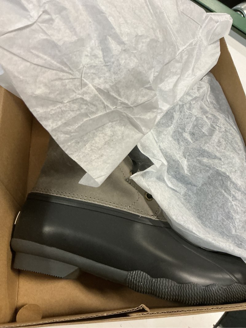 Condition photo showing Good Condition for sperry women's saltwater seasonal boots ( size 8) 