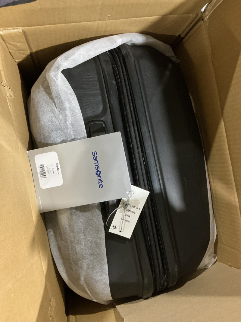 Condition photo showing Good Condition for samsonite freeform 24-inch medium luggage with dual 360° spinner wheels - checked suitcase - tsa lock, airline-approved - durable polypropylene expandable hardshell for lightweight travel - black checked-medium spinner black