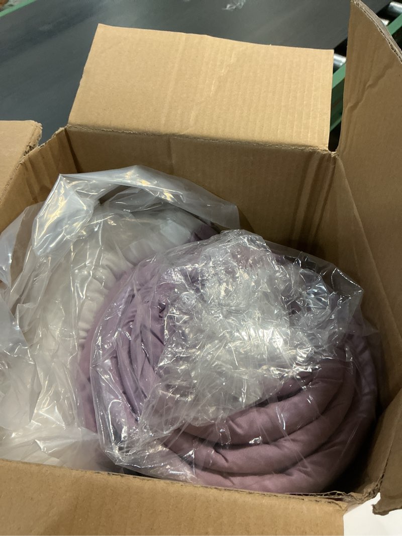 Condition photo showing New/Like New for Intelligent Design Abby 4 Piece Comforter Set Microfiber Metallic Watercolor Print Pintucked Design 