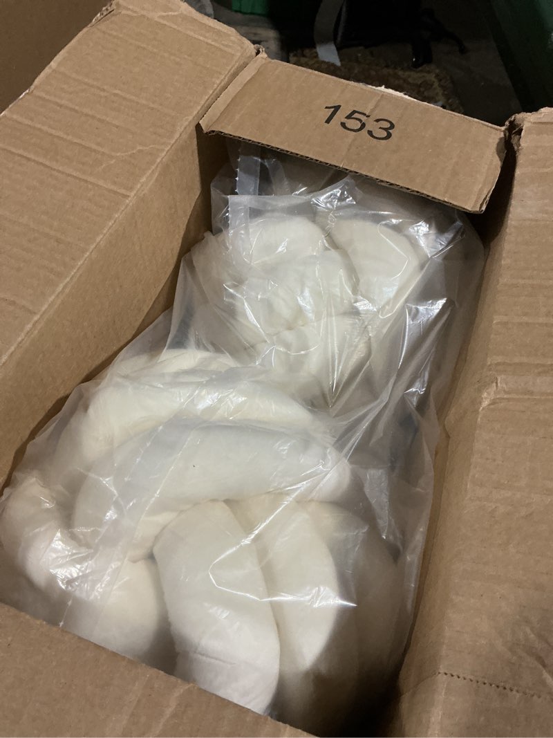 Condition photo showing Good Condition for Namalu 2 Pcs Soft Knot Pillow Ball, Decorative Round Throw Knotted Pillows Cushion, Handmade Stuffed Ball Pillows for Winter Bedroom Sofa Couch Home Decor(10.6 Inches,Cream White) Cream White 10.6 Inches