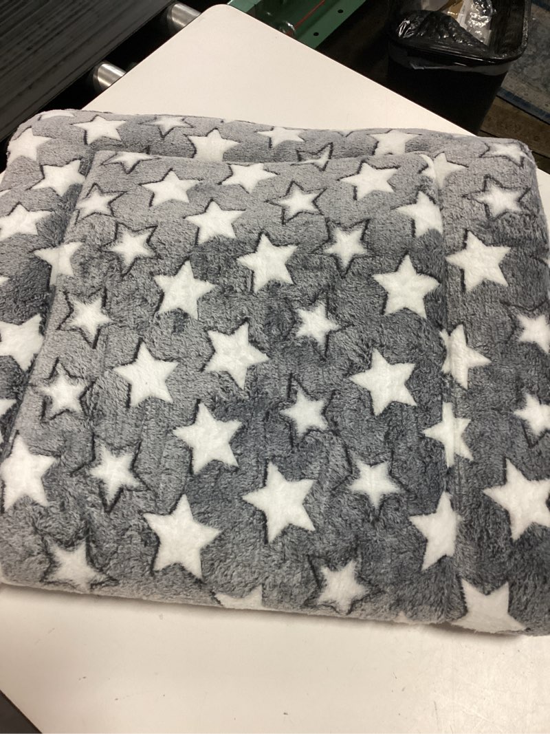 Condition photo showing As Is for Reversible Dog Mat for Pet Comfort - Soft Bed Pads with Dual-Sided Design for All Seasons - Durable, Machine Washable for Crates, Travel, and Home 35"L*23"W*1.5"Th Grey&Star