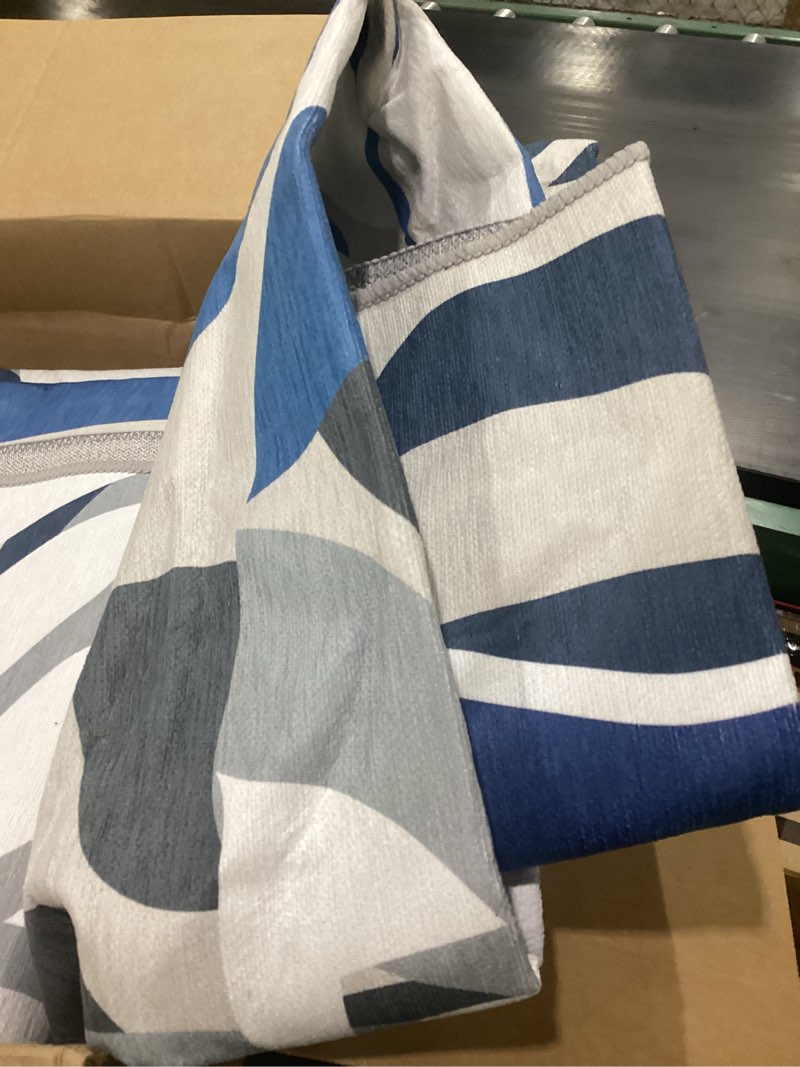 Condition photo showing Good Condition for largeblue and white washable rug abstract