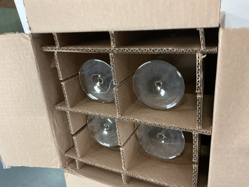 Condition photo showing Good Condition for Libbey Signature Red Wine Glasses Set of 4, Seamless 24 Oz Wine Glasses for Cabernet, Merlot, and Mo