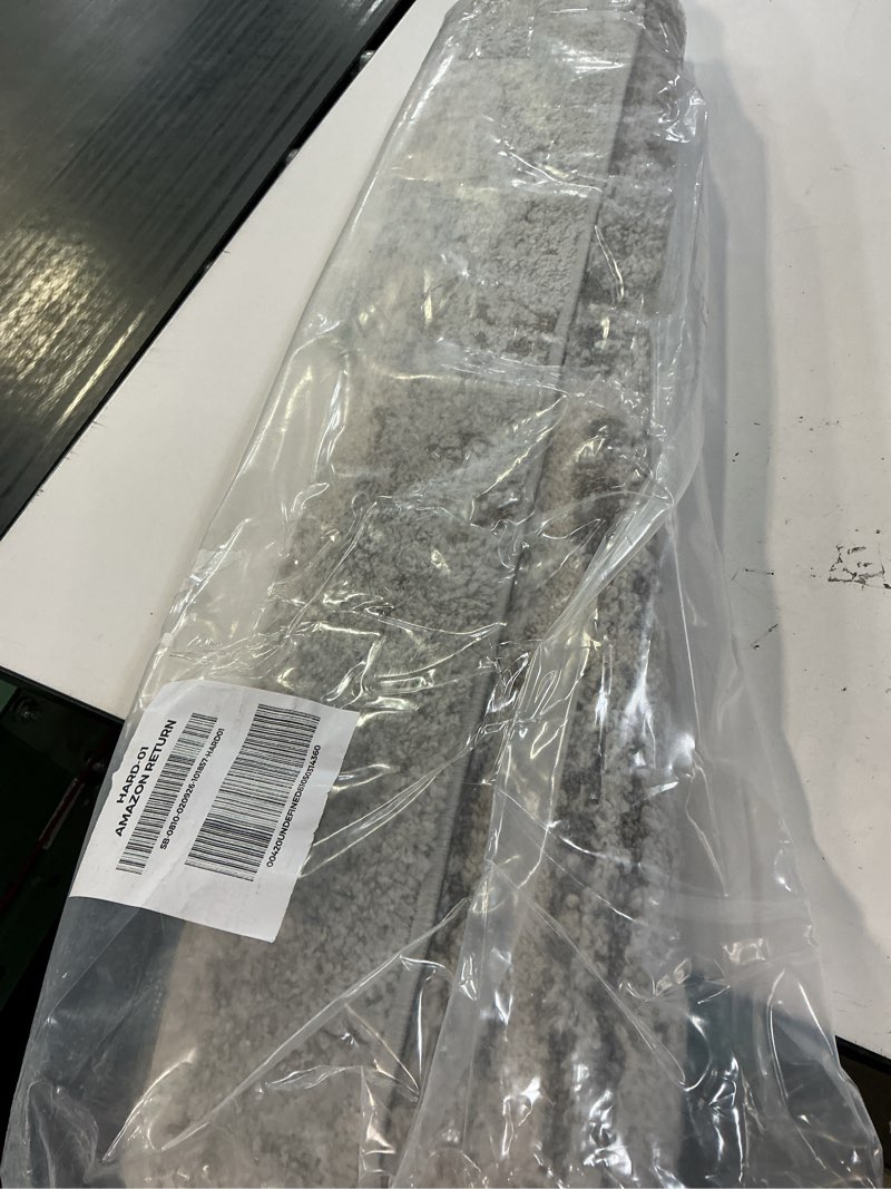 Condition photo showing New/Like New for loloi amber lewis monty collection mot-07 natural/mist 2'-7" x 4', .50" pile height, area rug natural / mist 2'7" x 4' (rectangular)
