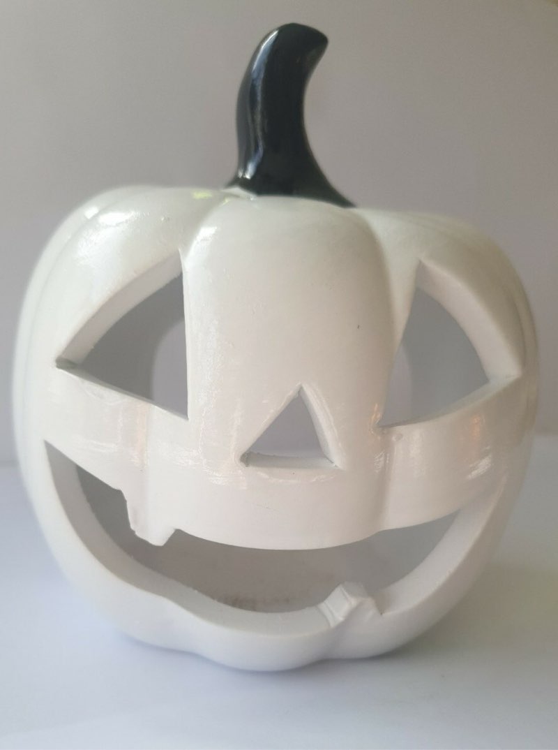 Kittmip 6 PCS 8.5 Inch Halloween Plastic Jack O Lantern Pumpkins Face LED Lighted Battery Operated P