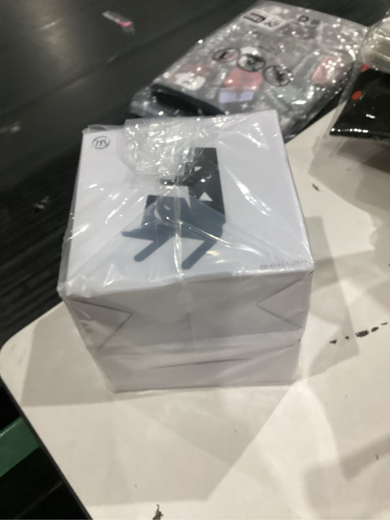 Condition photo showing New/Like New for ASIEIT 2Packs Controller Holder, 2 Tier Universal Aluminum Display Stand for Desk Game Enthusiasts Gift Stand Compatible with Series XS, Elite 2, PS5, PS3, Switch Pro and Almost All Controller Black & Silver