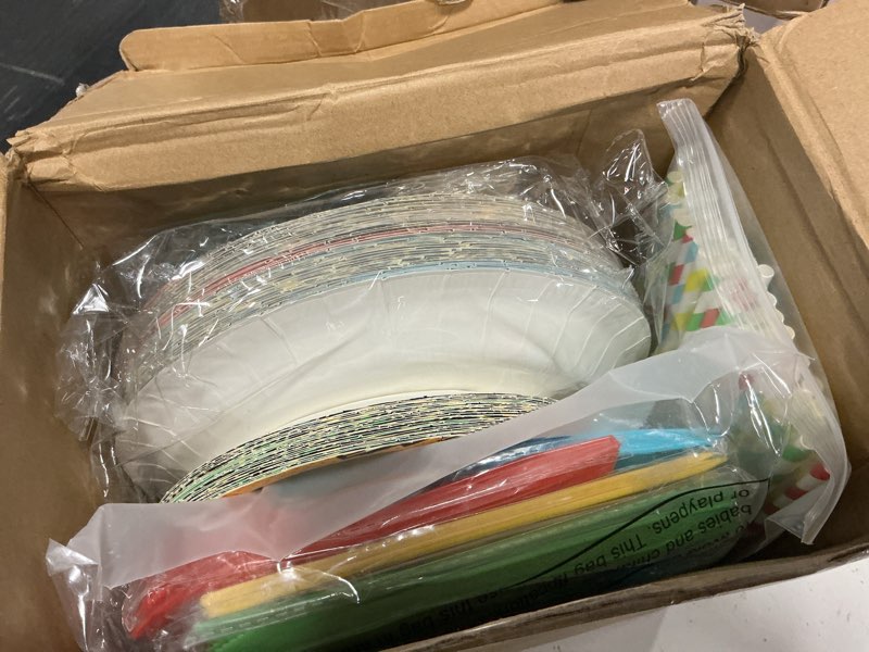 Condition photo showing Good Condition for 450 pcs hero theme tableware set decorations, hero action themed disposable paper plates napkins cups cutlery straws for comic birthday baby shower party supplies, dinnerware serves 50