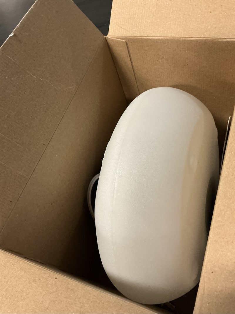 Condition photo showing Good Condition for vicks warm steam vaporizer humidifier with night light, 1.5 gal, 600 sq. ft, white, v150sgnlupcv2