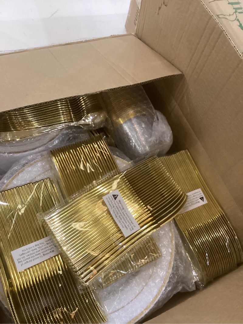 https://lotting-media.assets.bidfta.com/lotting_8df4a134-a58c-41d3-9828-fb1a4df1788f
