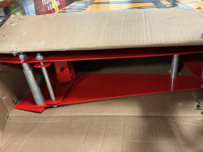 Condition photo showing Good Condition for pump jack 30-1/4 in. w x 5-3/4 in. d x 24-3/4 in. h steel pump jack for the pump jack portable scaffolding system