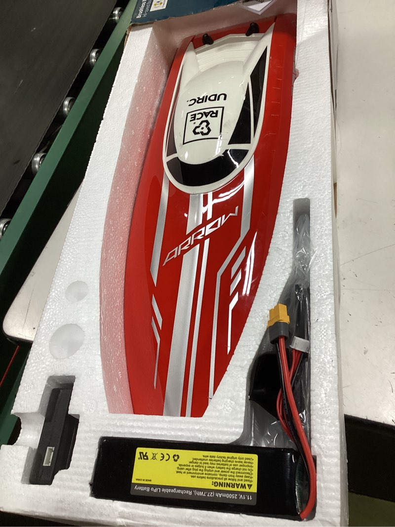 Condition photo showing Good Condition for cheerwing 25" rc brushless 30 mph high speed boat large racing remote control boat for adults red