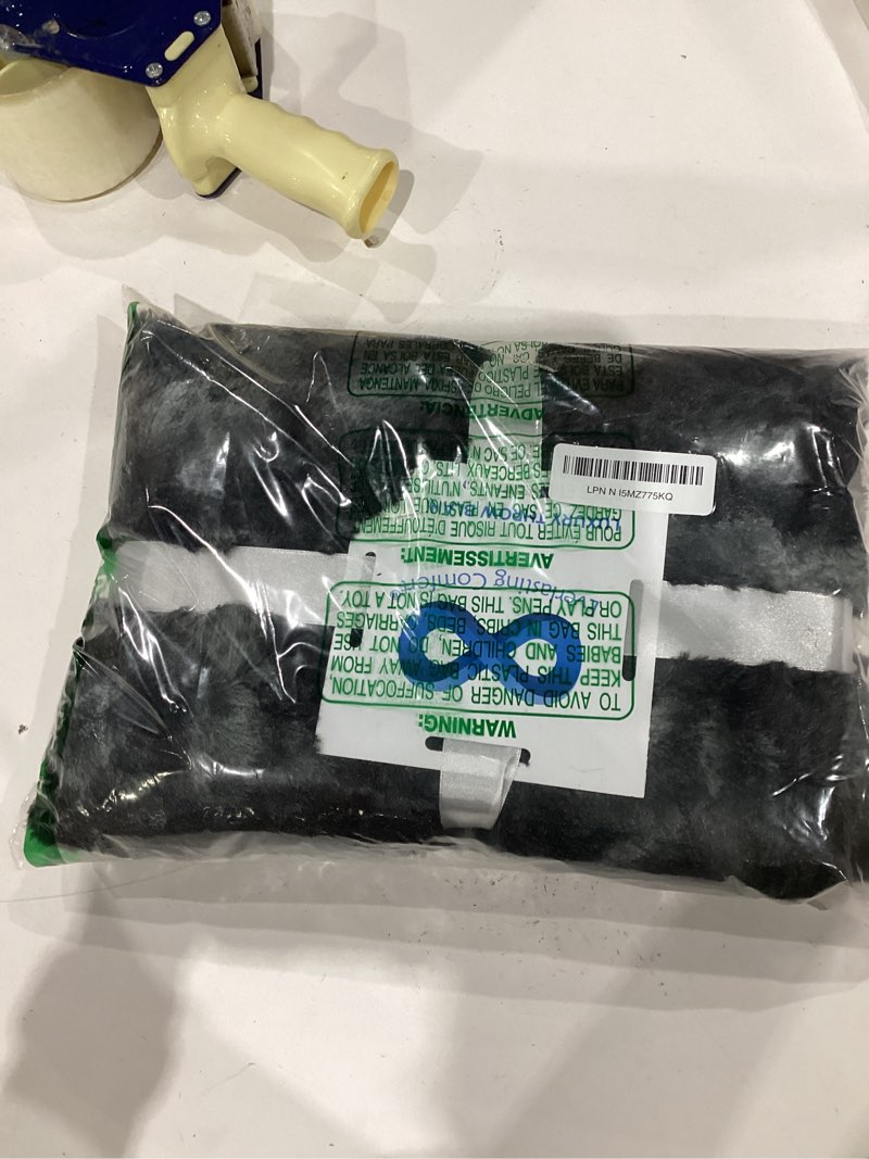 Condition photo showing Good Condition for Everlasting Comfort Soft & Comfortable Black Faux Fur Throw Blanket for Couch - (50"x65") Minky & Fluffy Fall Blankets & Throws, Plush Fuzzy Cover for Bed, Sofa & Living Room - Cozy Home Decor