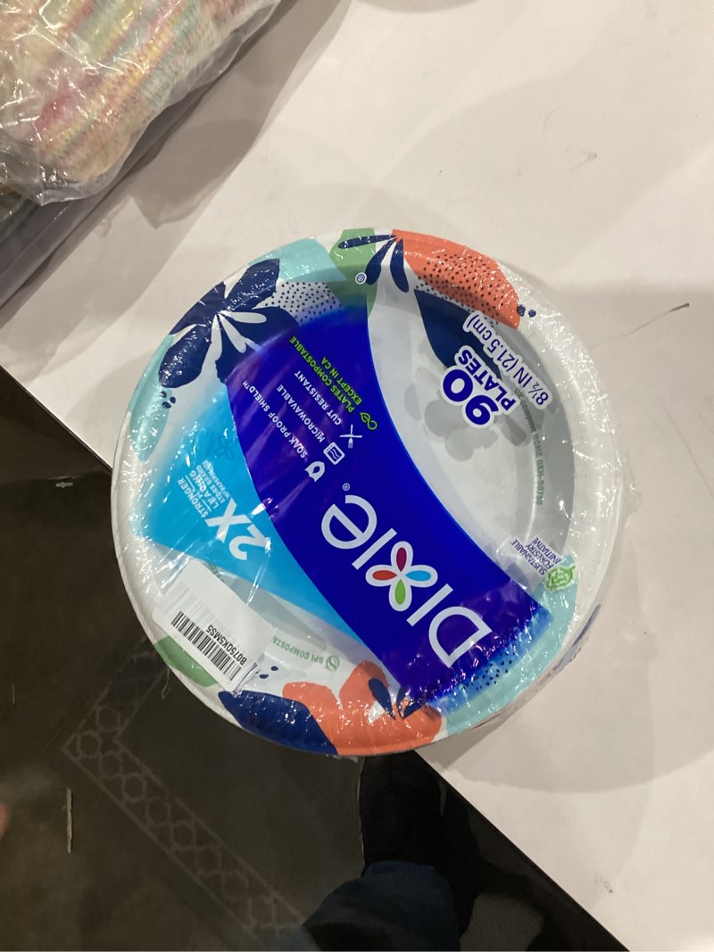 Condition photo showing New/Like New for Dixie Medium Paper Plates, 8.5 Inch, 90 Count, 2X Stronger*, Microwave-Safe, Soak-Proof, Cut Resistant, Disposable Plates For Everyday Breakfast, Lunch, & Dinner Meals