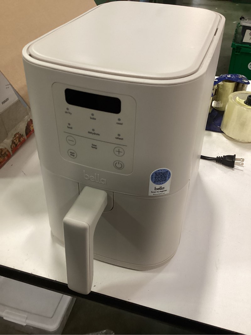 Condition photo showing New/Like New for bella 4Qt Slim Air Fryer, Fits-anywhere™ Kitchenware, EverGood™ Ceramic Nonstick Coating, Adjustable Temperature, 6 Preset Cooking Options, 60 Min Auto Shutoff w Audible Tone, 3.3lb Capacity, Oatmilk 4 QT Oatmilk
