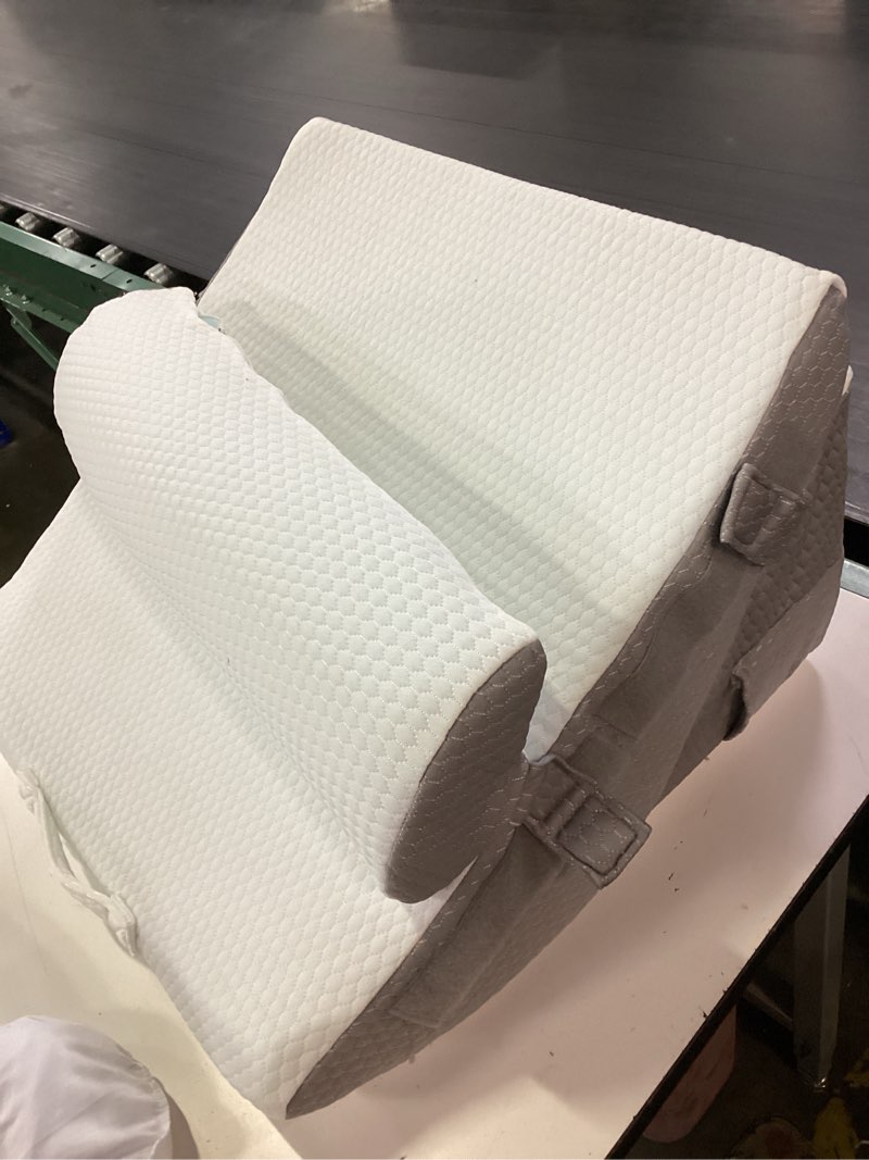 Condition photo showing As Is for bedluxe wedge pillow headboard, 3pcs orthopedic bed wedge pillows set for after surgery, adjustable pillow wedge for acid reflux&back pain relief, sleeping, back pillow for bed sitting up, white/grey