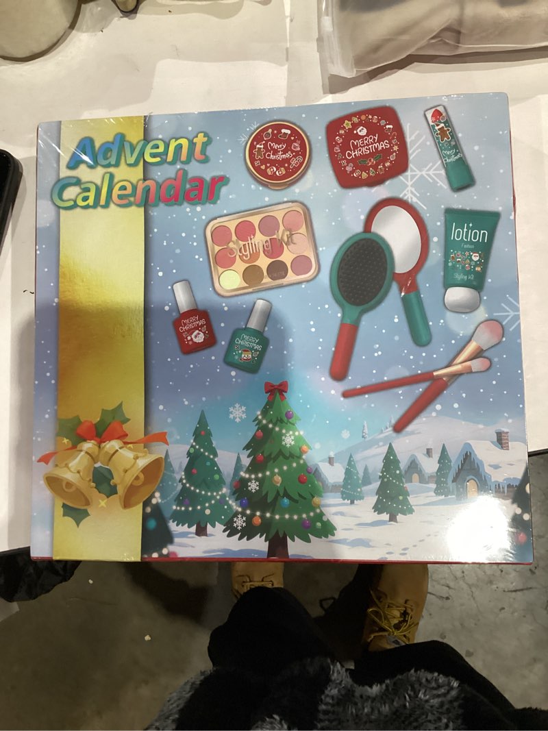 Condition photo showing New/Like New for Advent Calendar 2025 Girls Pretend Play Fake Makeup Toys Stocking Stuffers Toys for Kids